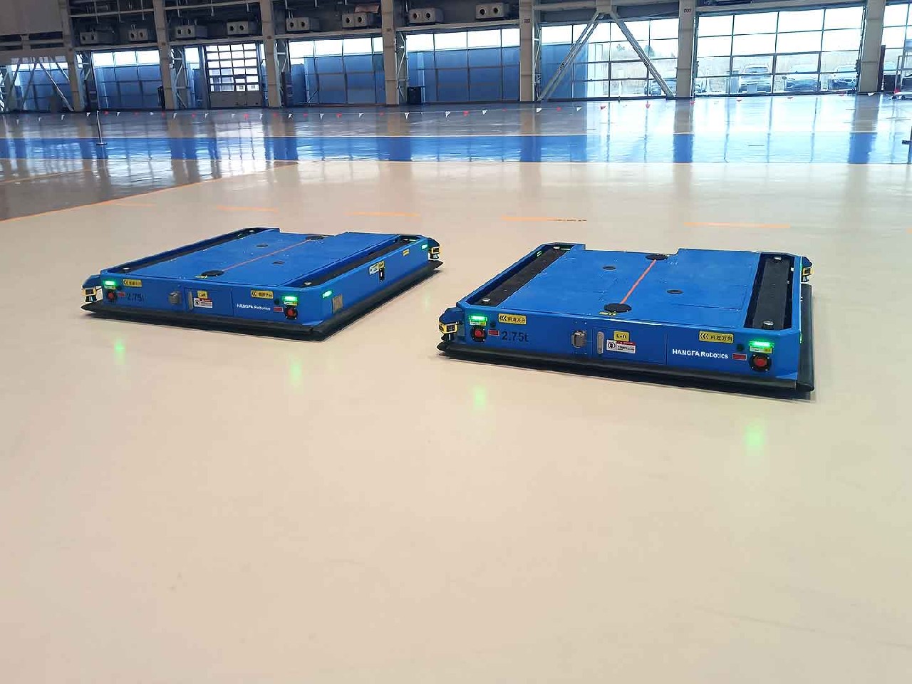 2.75tǱ��ʽAGVӦ���ڲ���������